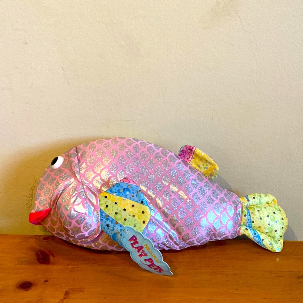 Unisex KellyToy Play Pets Pastel Shimmery Fish Plush Stuffed Animal NWT